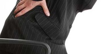 Lumbar bizkarrezurraren osteokondrosiaren konplikazioak